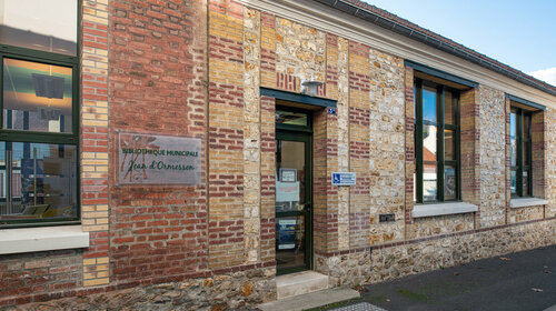 Bibliothéque Municipale Jean d'Ormesson