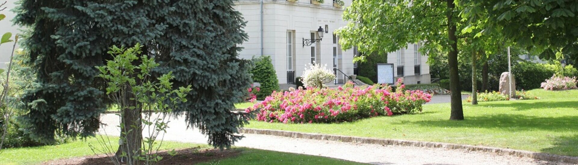 Mairie de Margency dans le Val d'Oise département du 95